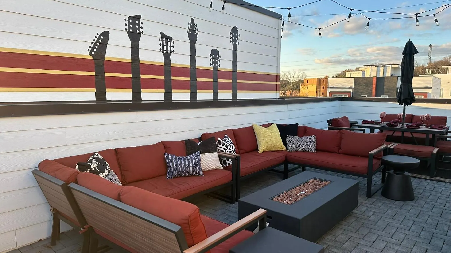 Cool Nashville Townhouse Close To Downtown Holiday home
